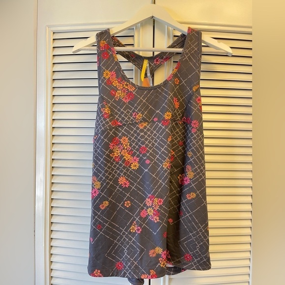 Lole Workout Top Size S - Picture 1 of 5